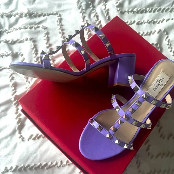 Valentino Slip on Block Heels✨ - Picture 3 of 3